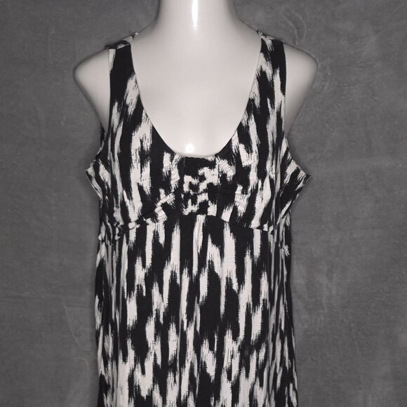St Johns Bay Sleeveless Dress Swim Cover 1X Black White Abstract Print Stretch - Picture 1 of 4